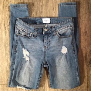 Celebrity Pink mid rise ankle skinny jeans